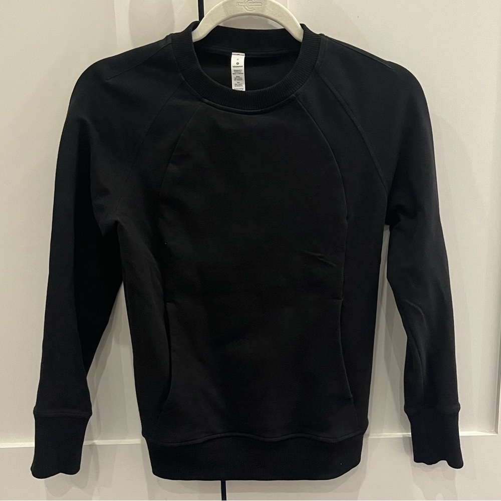 Lululemon Scuba Crewneck Sweatshirt size 0 in black